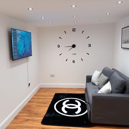 Heronsgate Gh013 Erith Extérieur photo